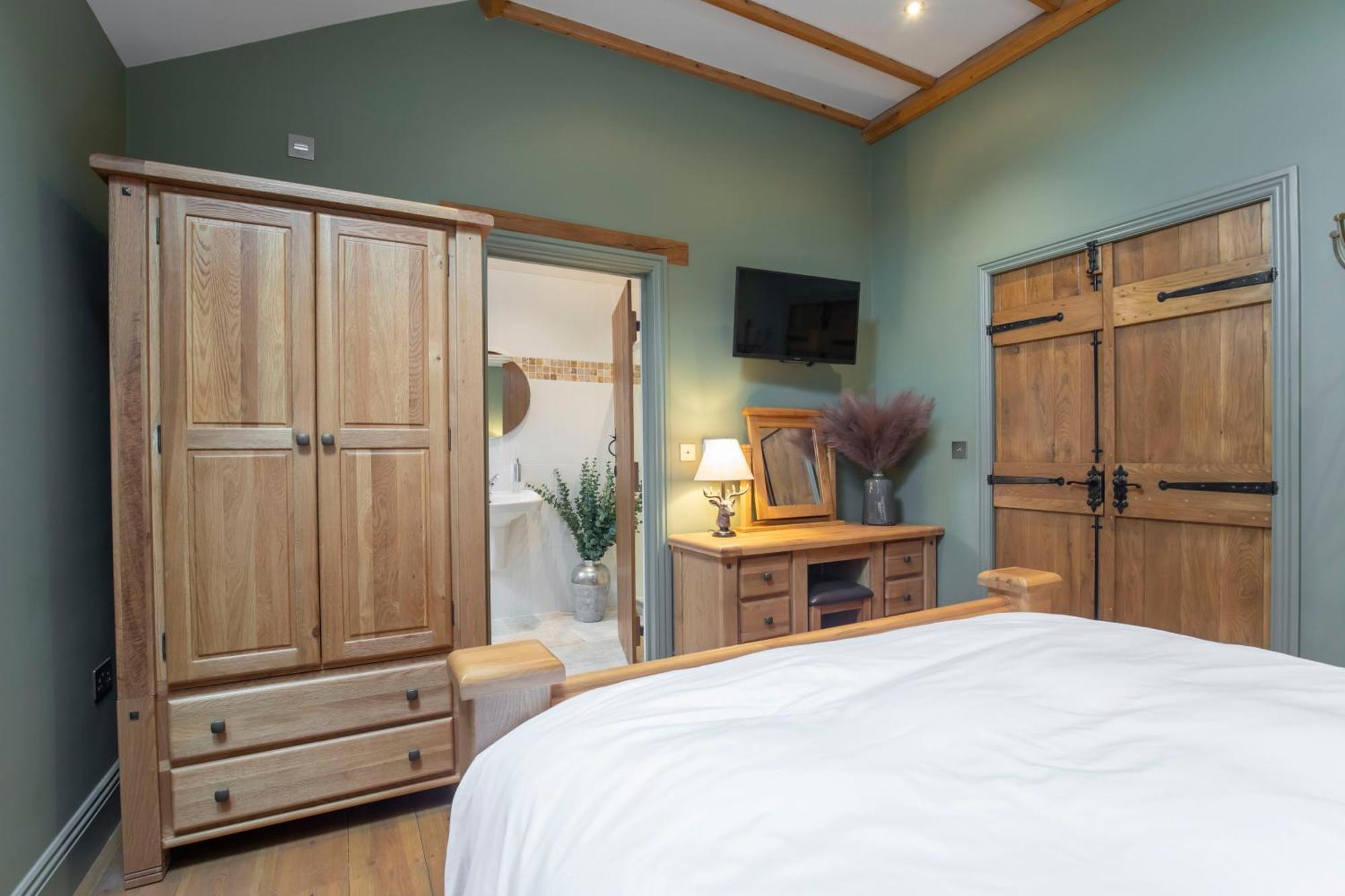 Stable Lodge - Boutique Bed & Breakfast Shurdington Екстериор снимка