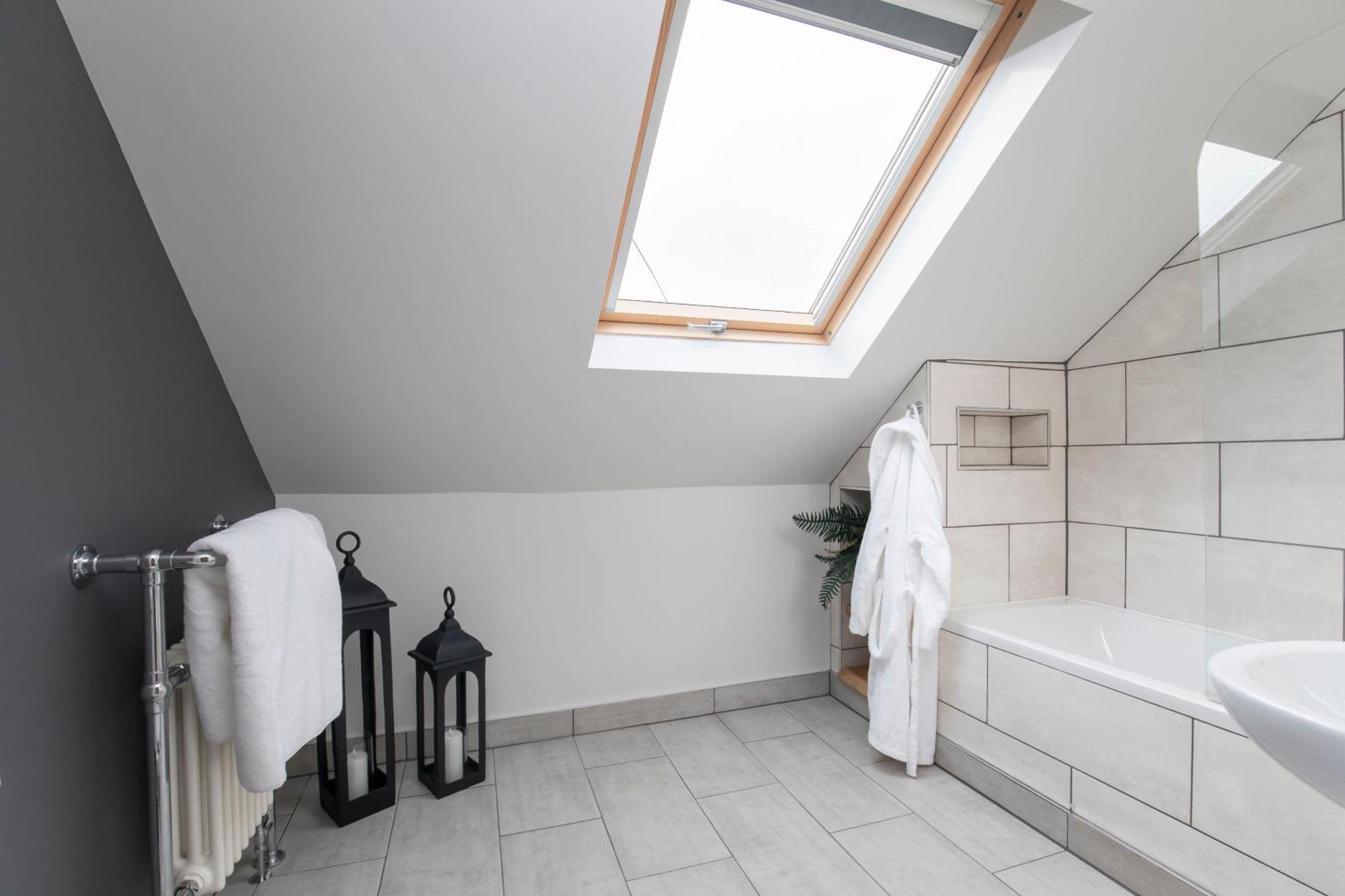 Stable Lodge - Boutique Bed & Breakfast Shurdington Екстериор снимка